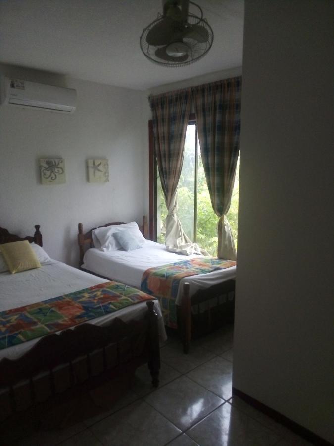 Lulu Beach Hotel Остров Корн Екстериор снимка