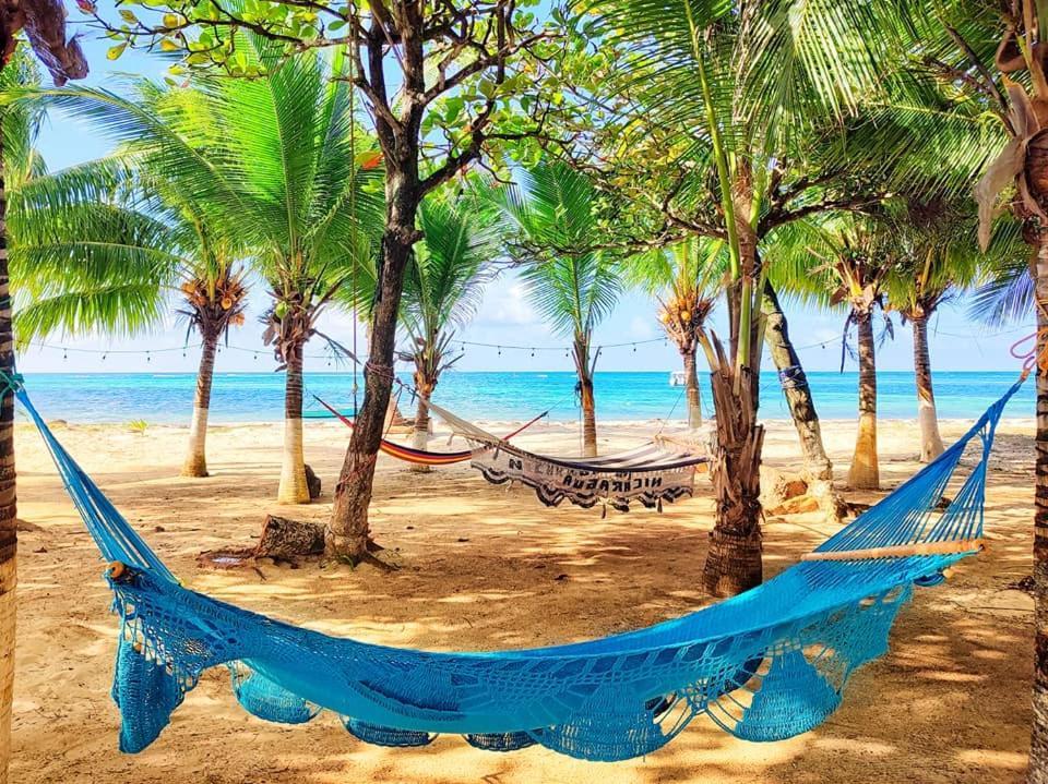 Lulu Beach Hotel Остров Корн Екстериор снимка